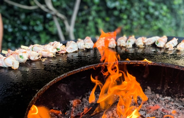 Koken op vuur met spek en groenten - Bergen op Zoom